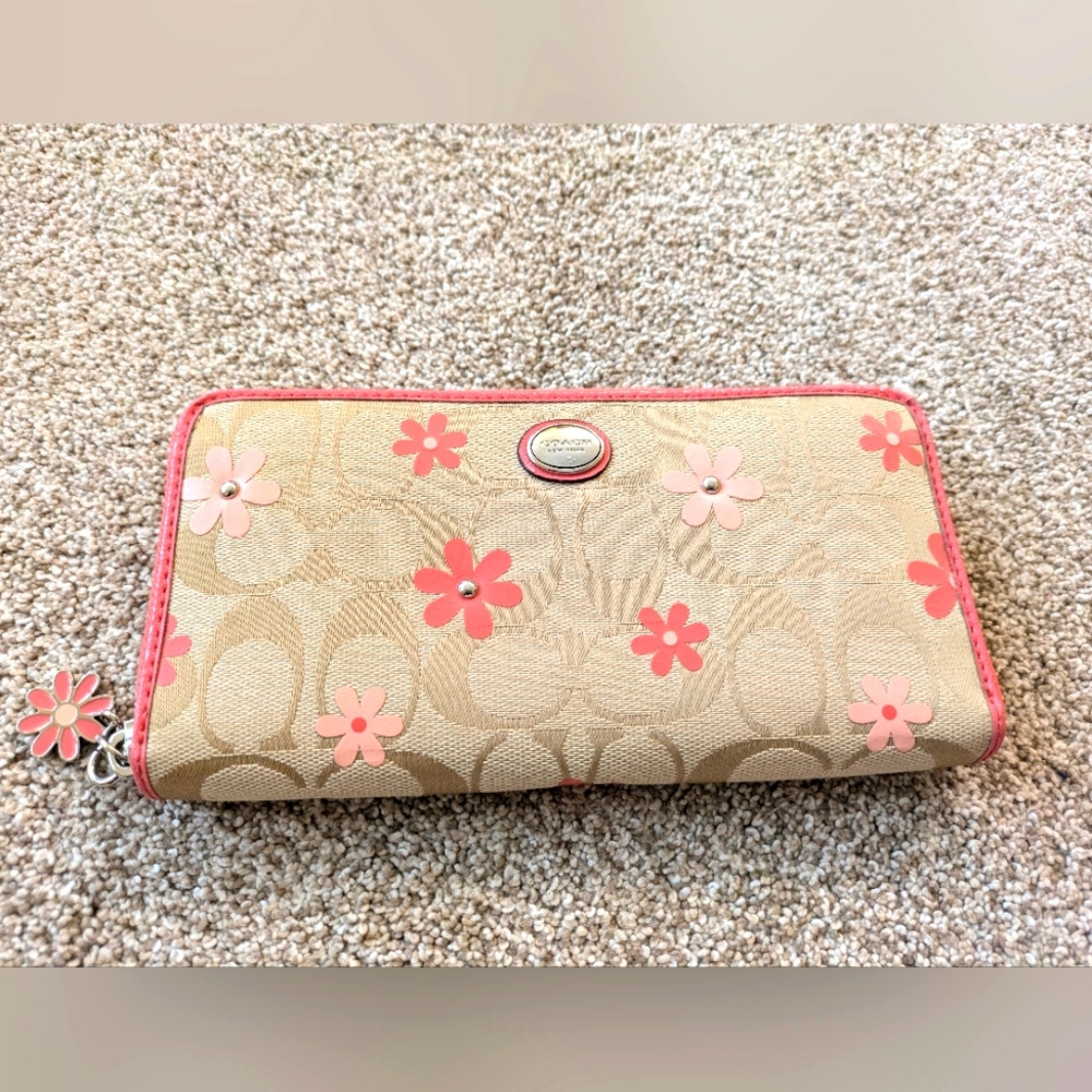 Coach Signature Floral Leather Accordion zipper wallet